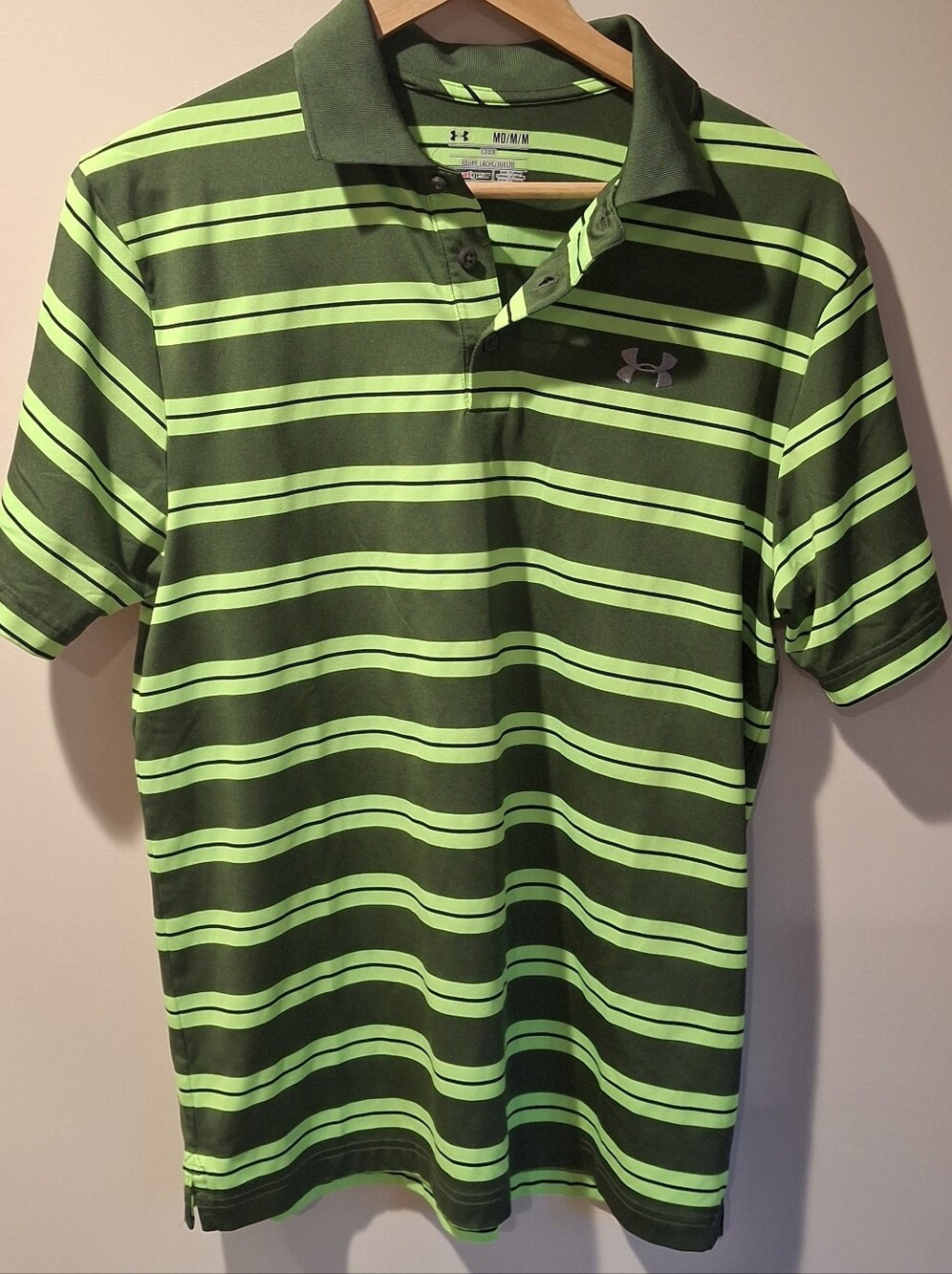 Under Armour Men’s Dark Green Polo with Neon Green Stripes Mens Med Loose
